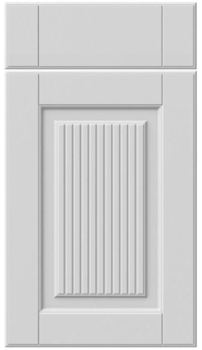 HELPI
- Oven paksuus 19 mm
- Reunassa ovimallijyrsintä
- Materiaali, maalattu MDF
- Saatavissa aukko- ja ristikko-ovena